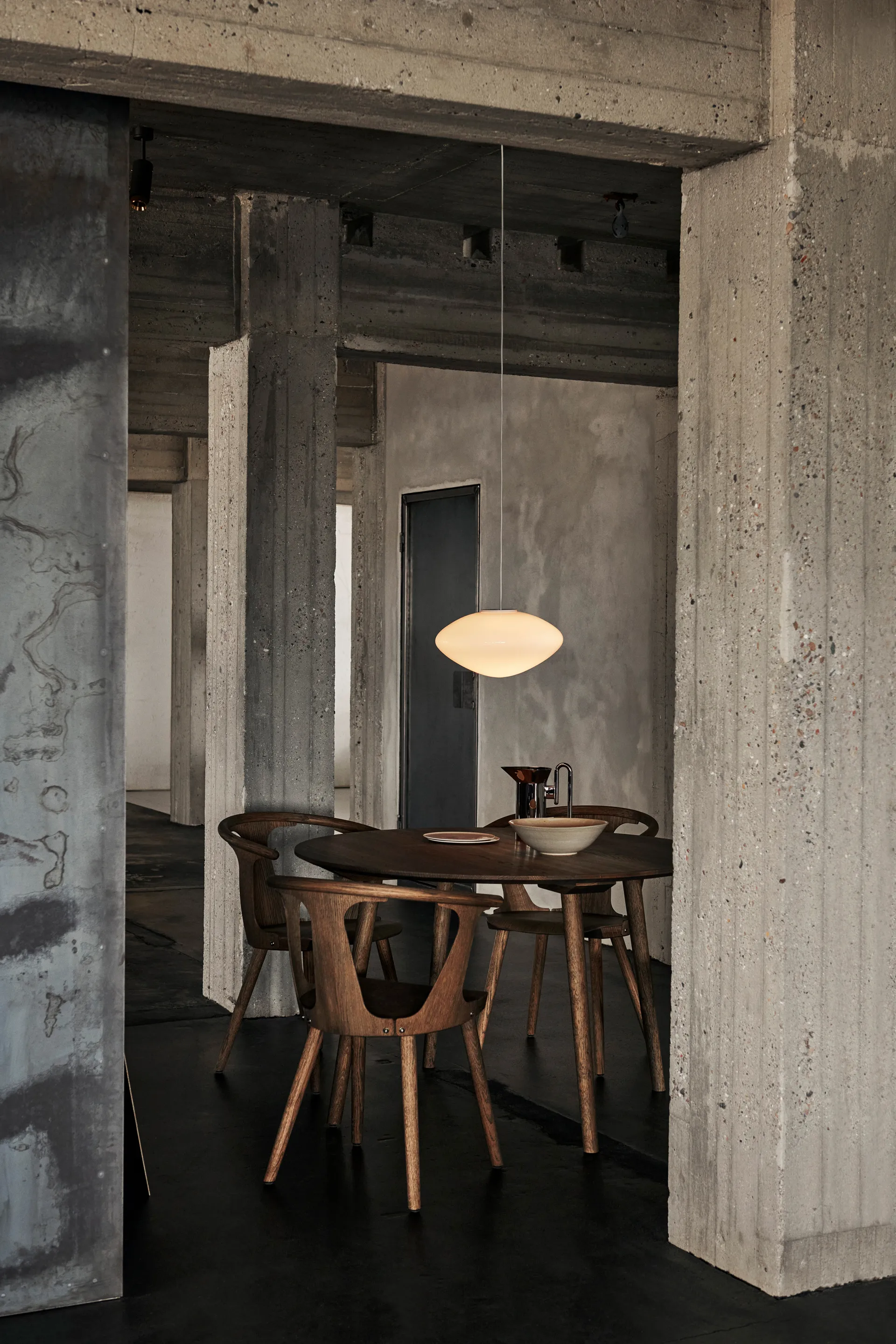 Mist AP16 -kattovalaisin Ø 37 cm, Matt White, Glass &Tradition