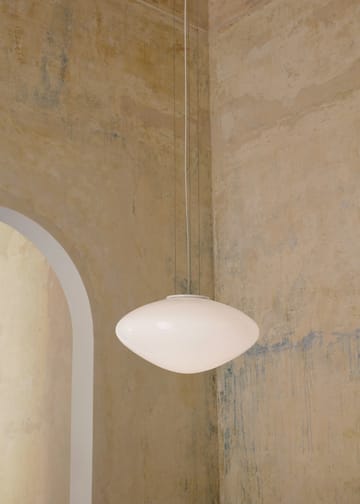 Mist AP20 riippuvalaisin Ø56 cm - White-opal glass - &Tradition