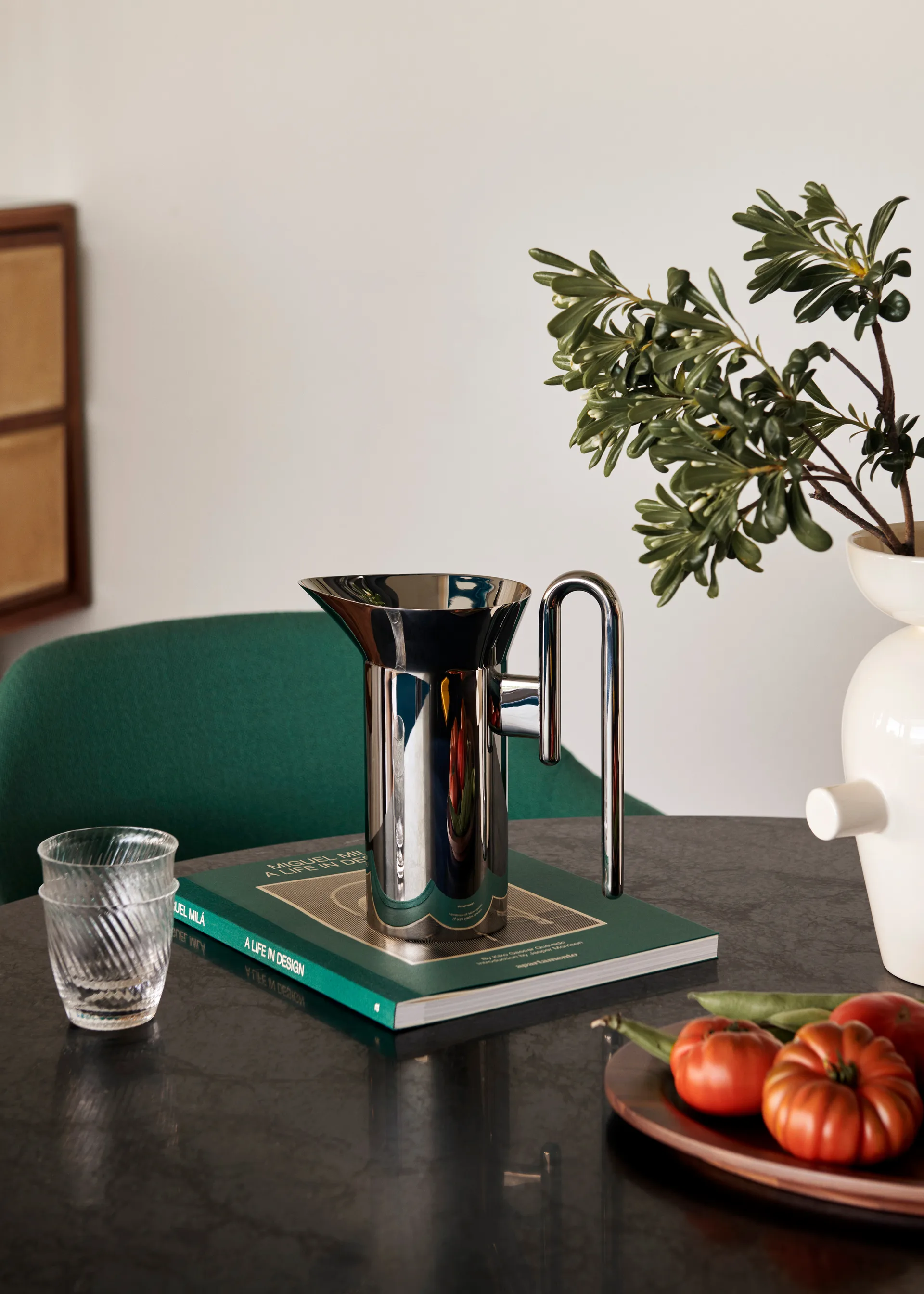 Momento JH38 -kannu 1 litra, Polished Steel &Tradition