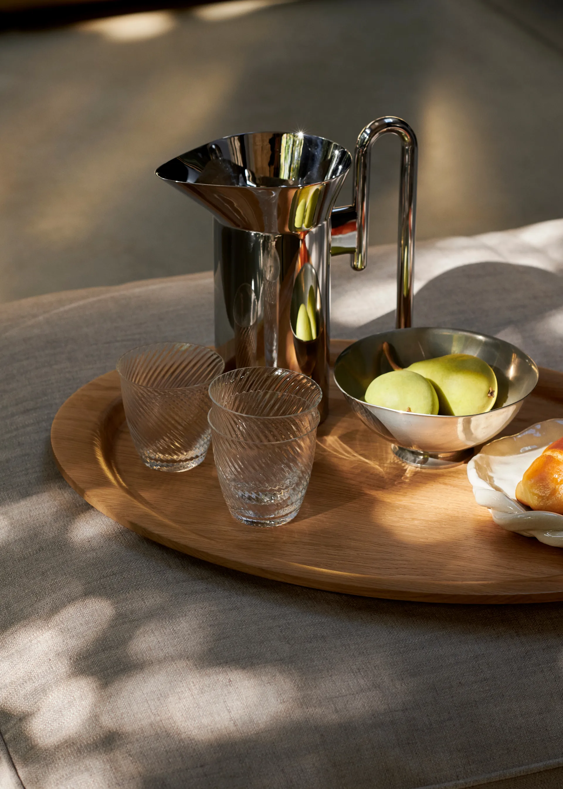 Momento JH38 -kannu 1 litra, Polished Steel &Tradition