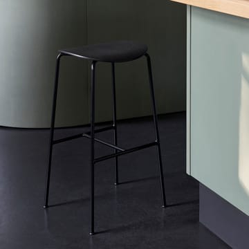 Pavilion AV37 baarijakkara 68 cm - Black-black lacquered oak - &Tradition