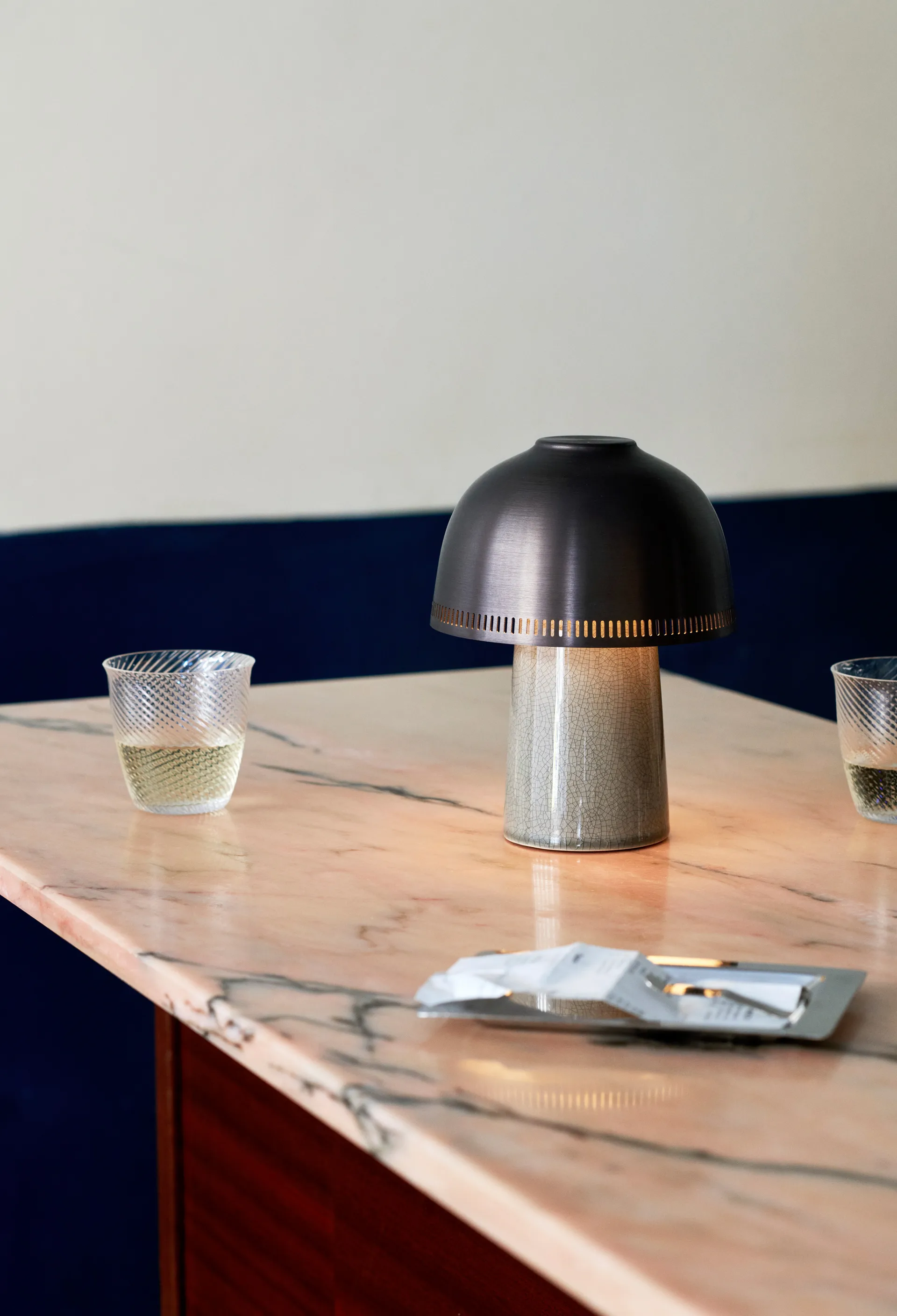 Raku SH8 -pöytävalaisin, Beige Grey & Bronze &Tradition