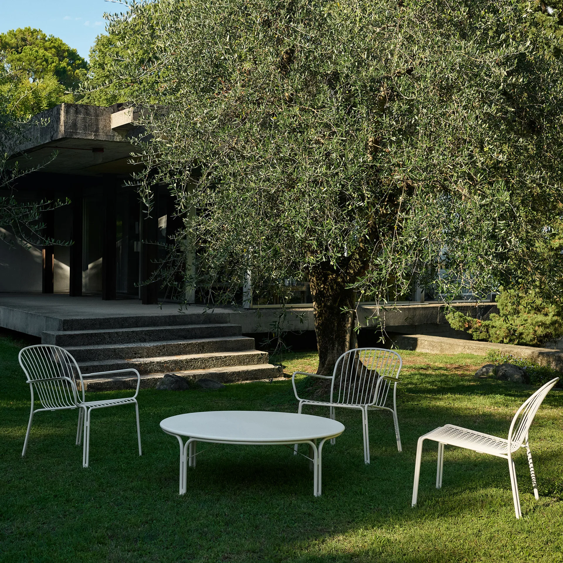 Thorvald SC109 sohvapöytä, Ivory, Ø115 cm &Tradition