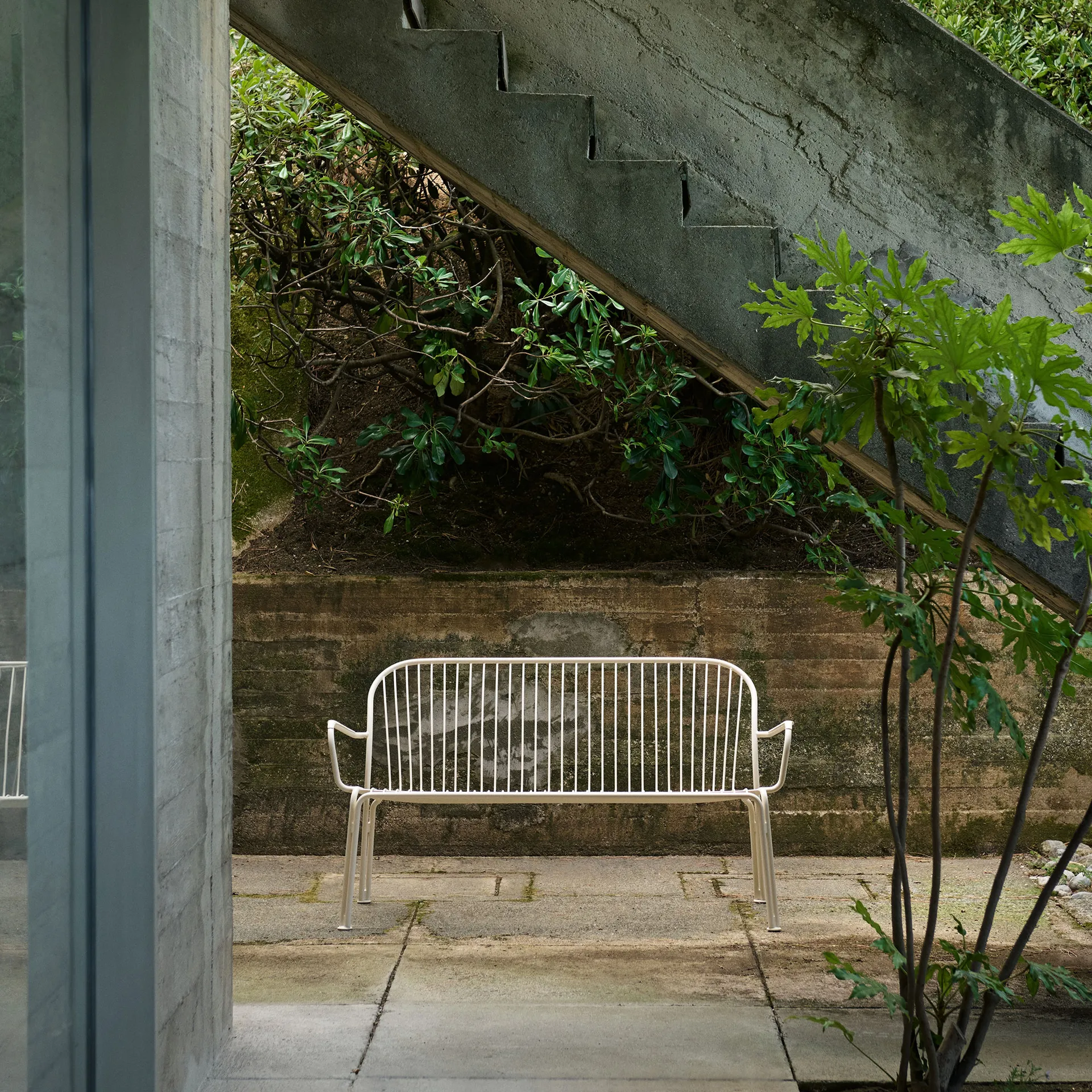 Thorvald SC110 lounge-sohva, Ivory, 143 cm &Tradition