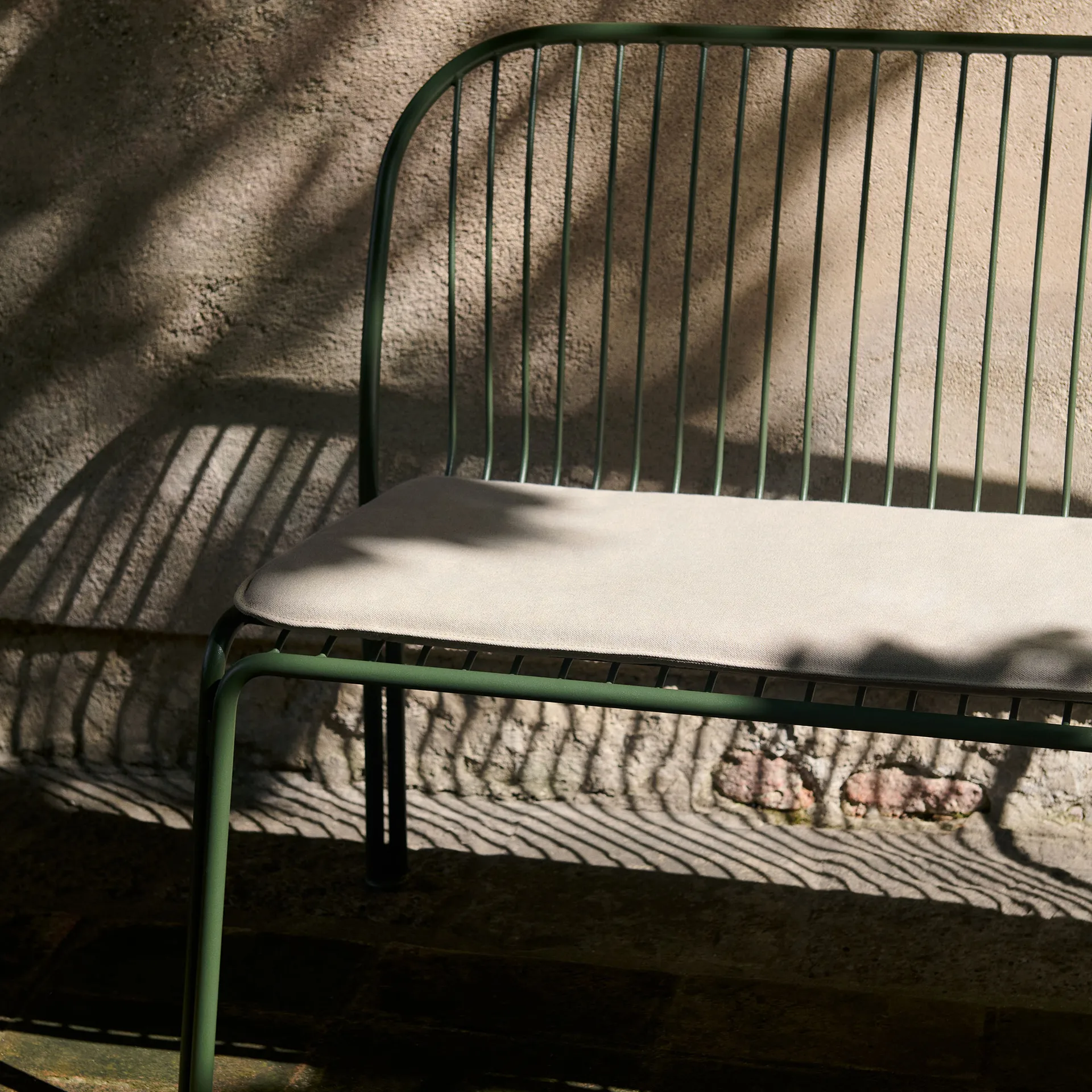 Thorvald SC111 penkki, Bronze green, 129 cm &Tradition