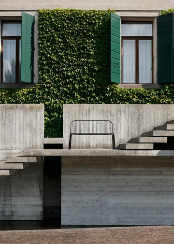 Thorvald SC111 penkki - Warm black, 129 cm - &Tradition