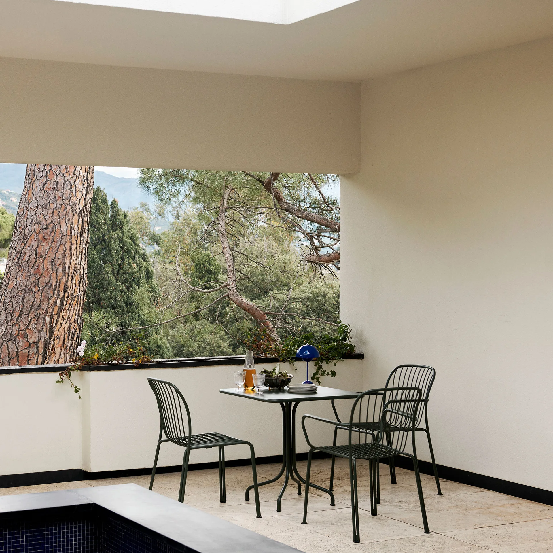 Thorvald SC94 tuoli, Warm black &Tradition