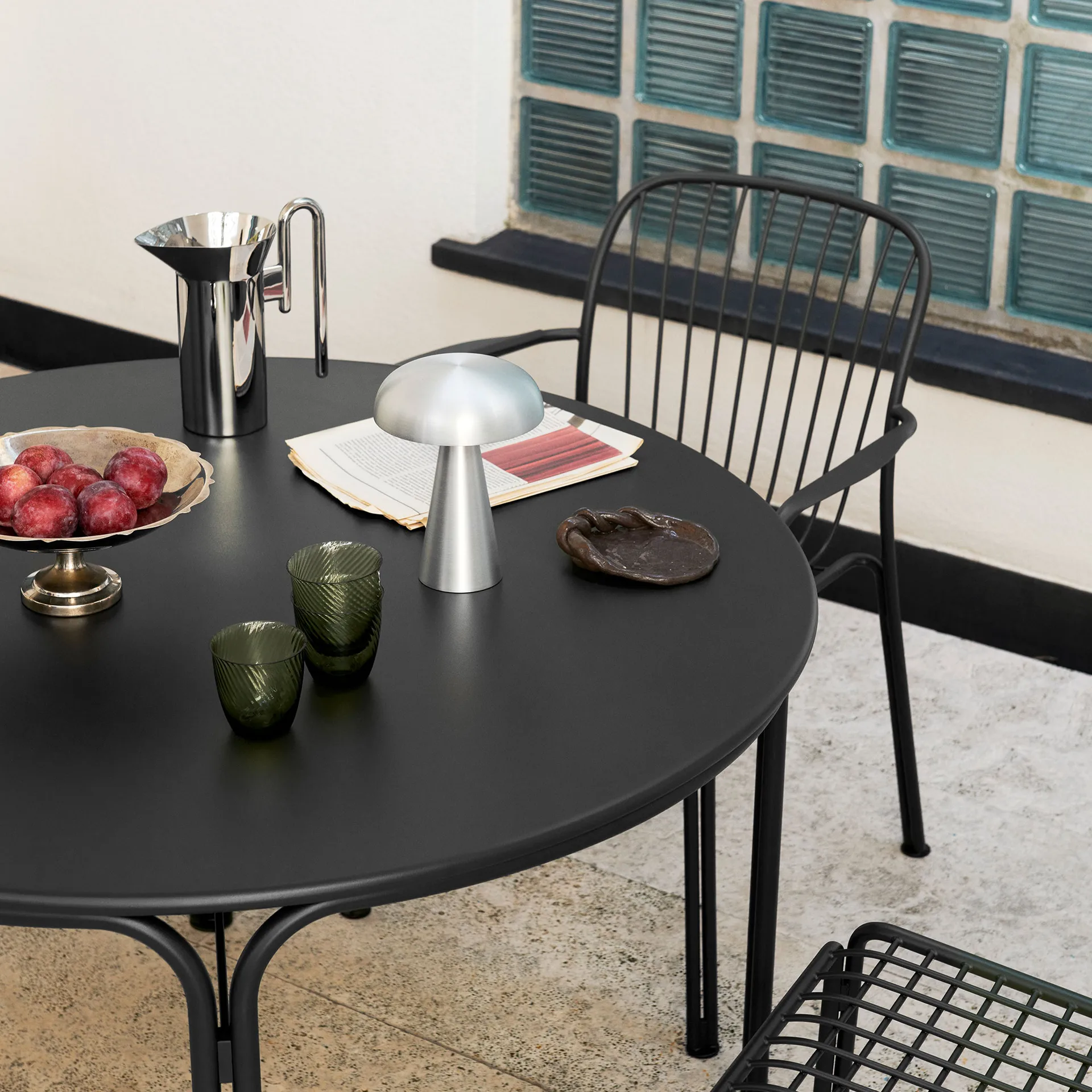 Thorvald SC98 ruokapöytä Ø115 cm, Black &Tradition