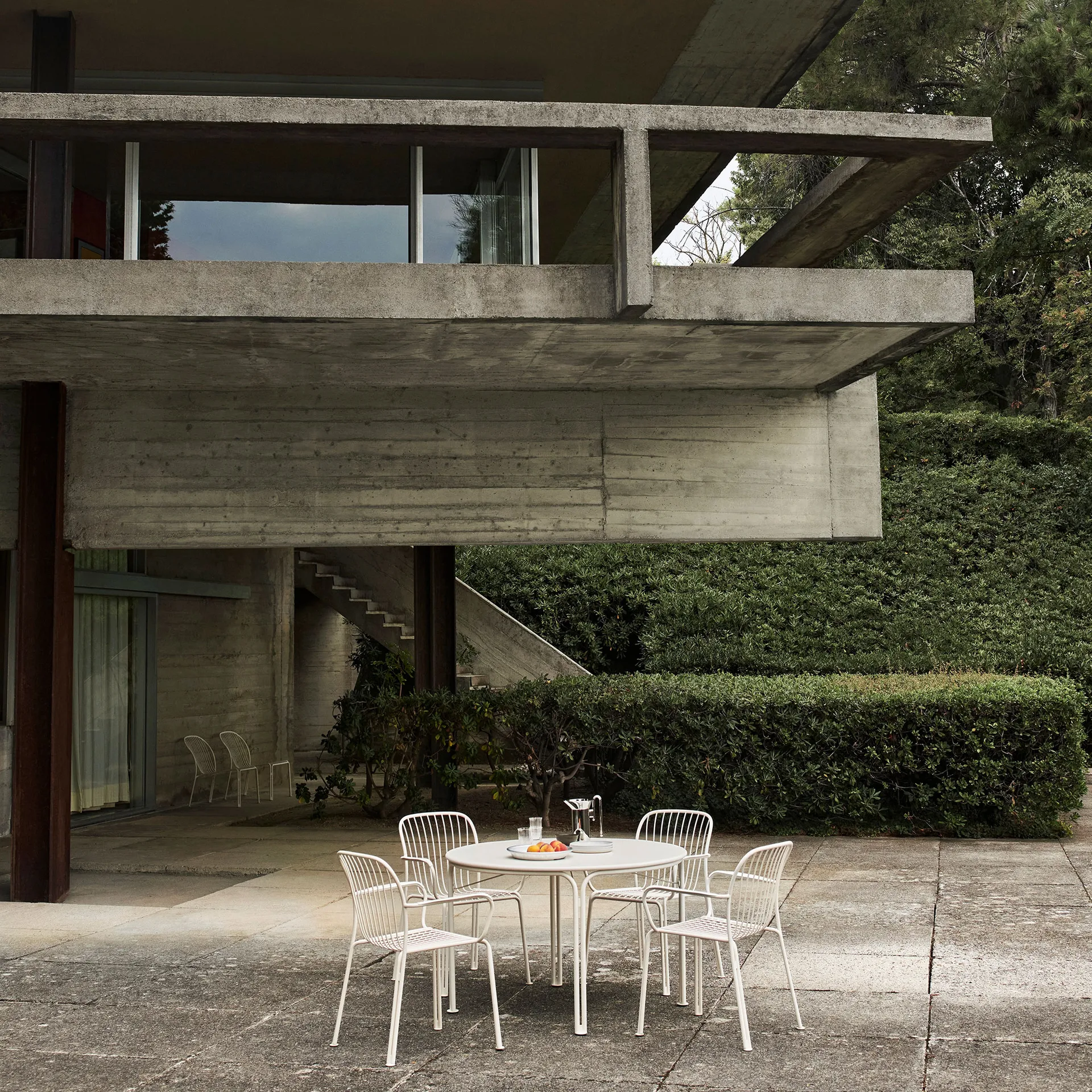 Thorvald SC98 ruokapöytä Ø115 cm, Ivory &Tradition