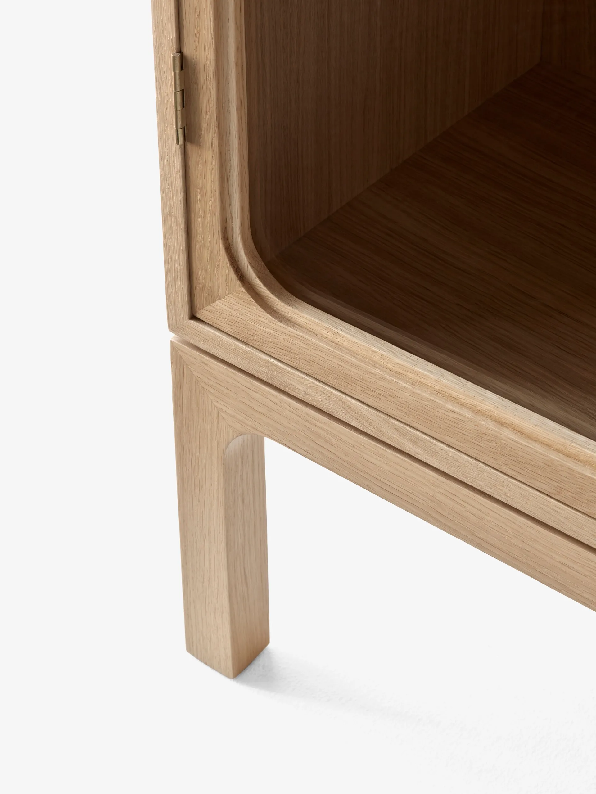 Trace SC87 -vitriinikaappi 50 x 192 x 40 cm, Natural natural oak &Tradition