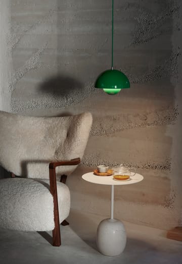 Wulff Lounge Chair ATD2 -nojatuoli - Öljytty saksanpähkinä-Moonlight  - &Tradition