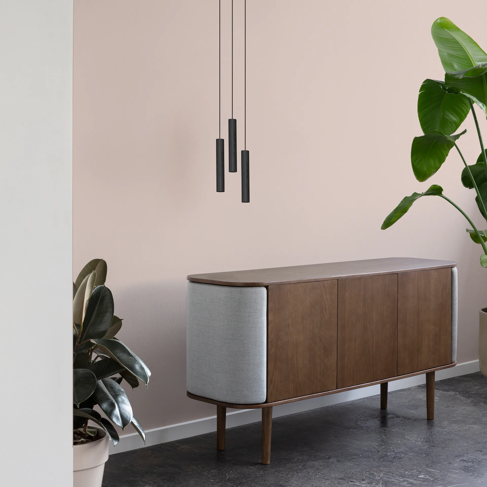 3 Chimes -lamppu, musta Umage