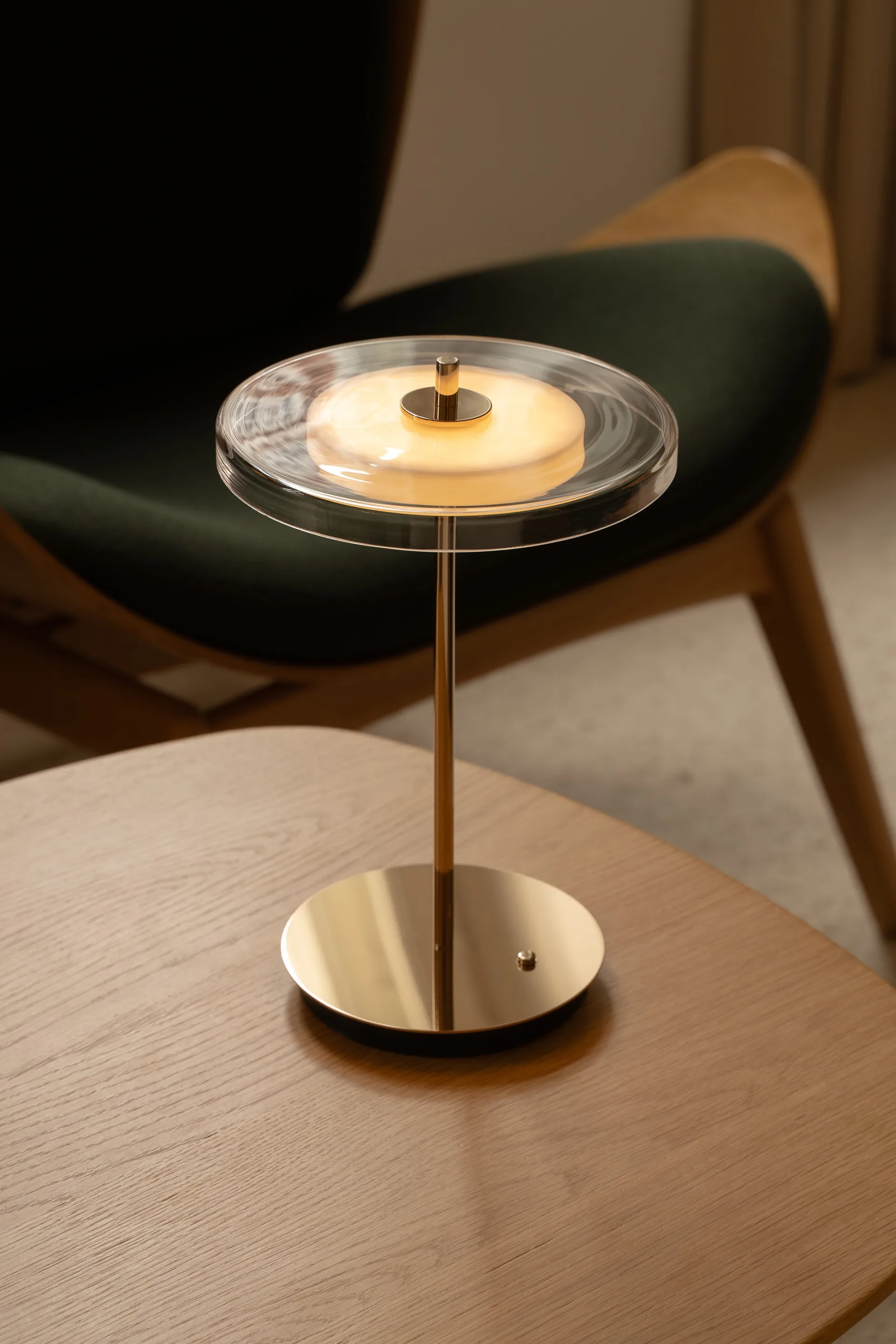 Asteria Move -pöytävalaisin, Lasipuhallettu messinki Umage