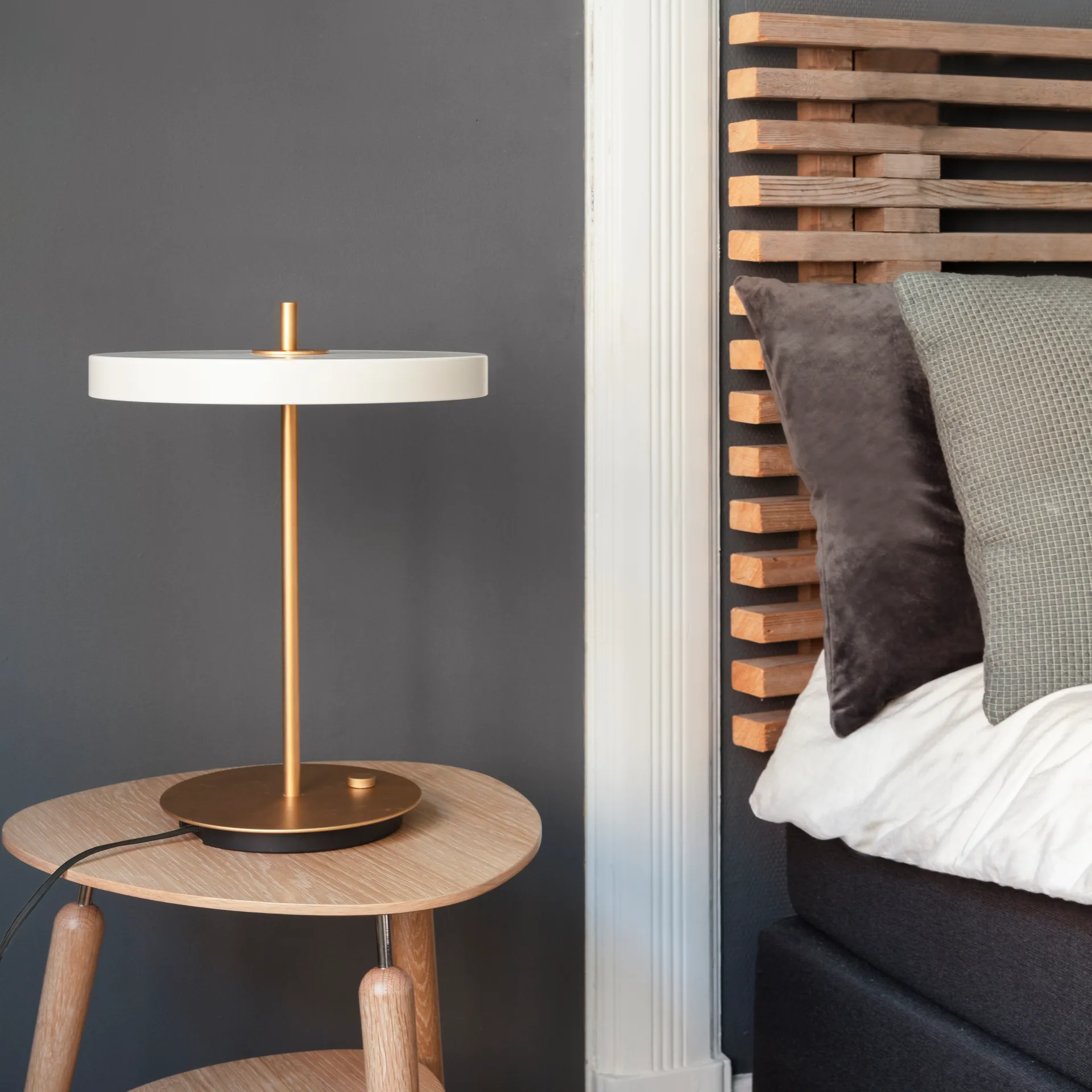 Asteria pöytälamppu, Pearl Umage