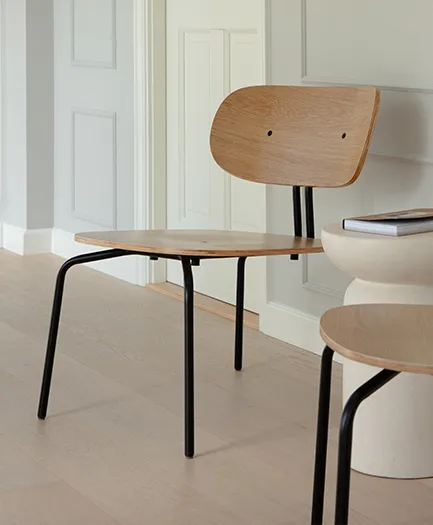 Curious lounge-nojatuoli, Oak-black Umage