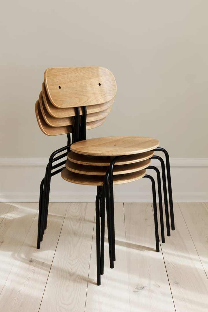 Curious tuoli, Oak-black legs Umage