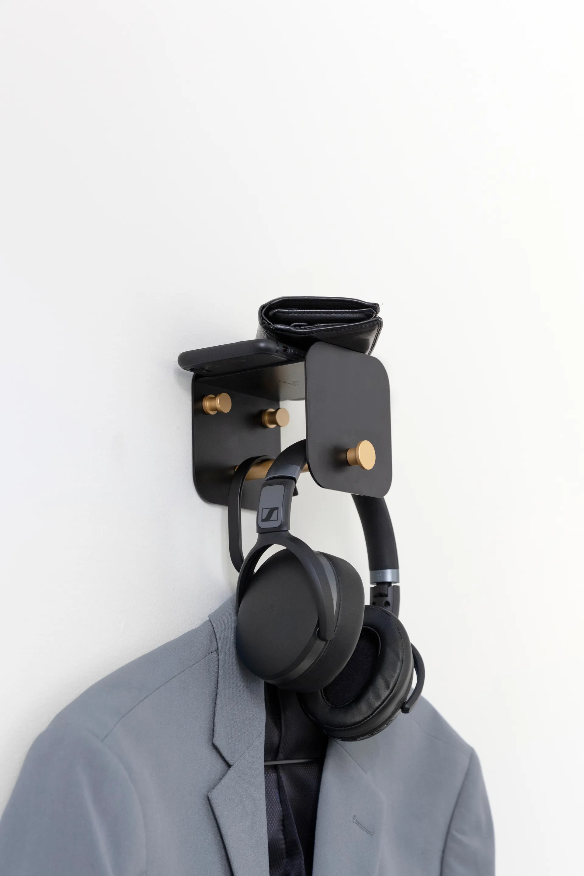 Hang in There seinäkoukku, Black-brass Umage