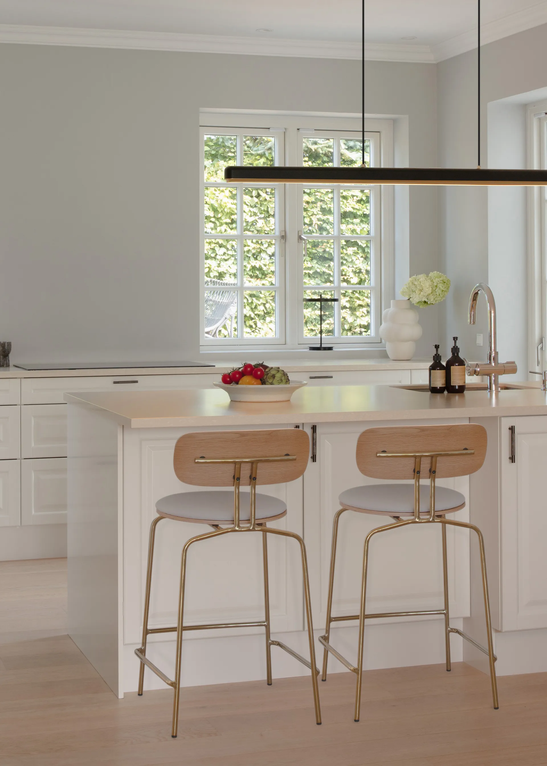 Hazel Branch 1,5m riippuvalaisin, Black-brass Umage