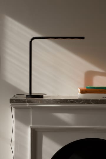 Omni Table pöytävalaisin - Musta - Umage