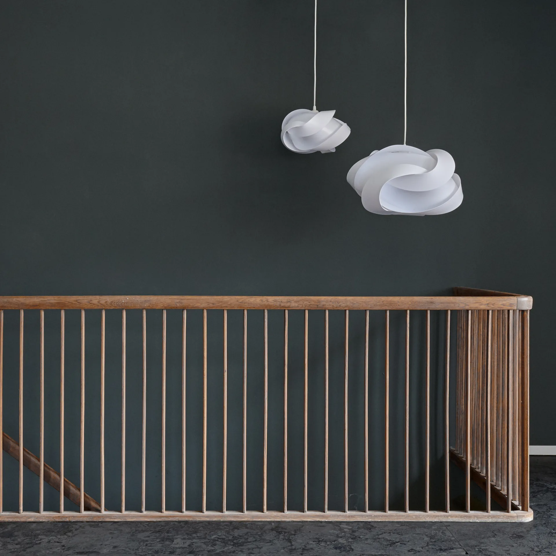 Ribbon lampunvarjostin valkoinen, Ø 33 cm Umage