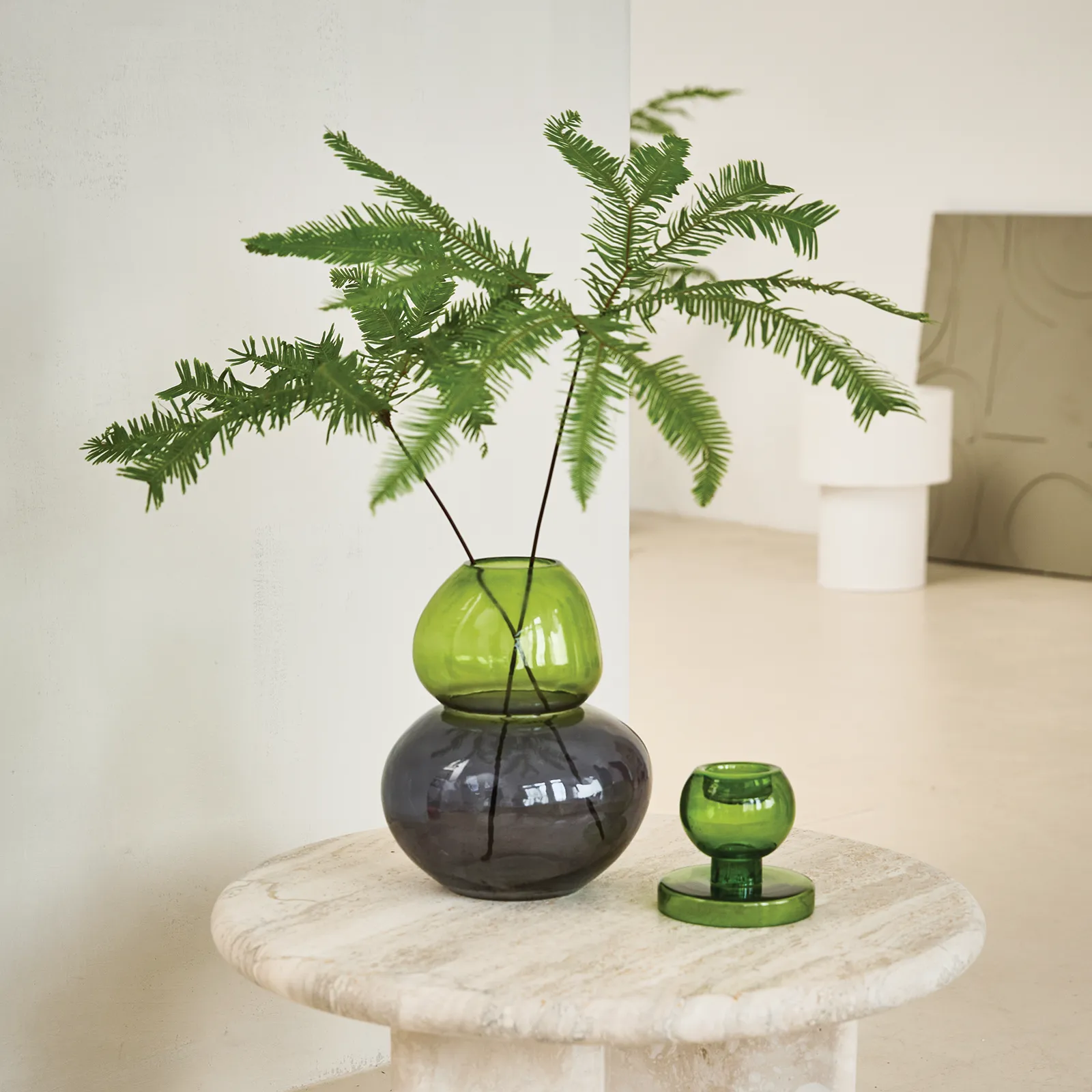 Both Sides -kynttilälyhty/kynttilänjalka Ø 11 cm, Peridot URBAN NATURE CULTURE