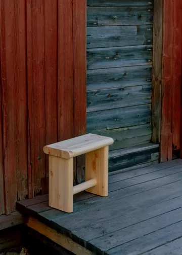 002 Ast Stool jakkara - Matta öljyvahattu mänty, 55×26×45 cm - Vaarnii
