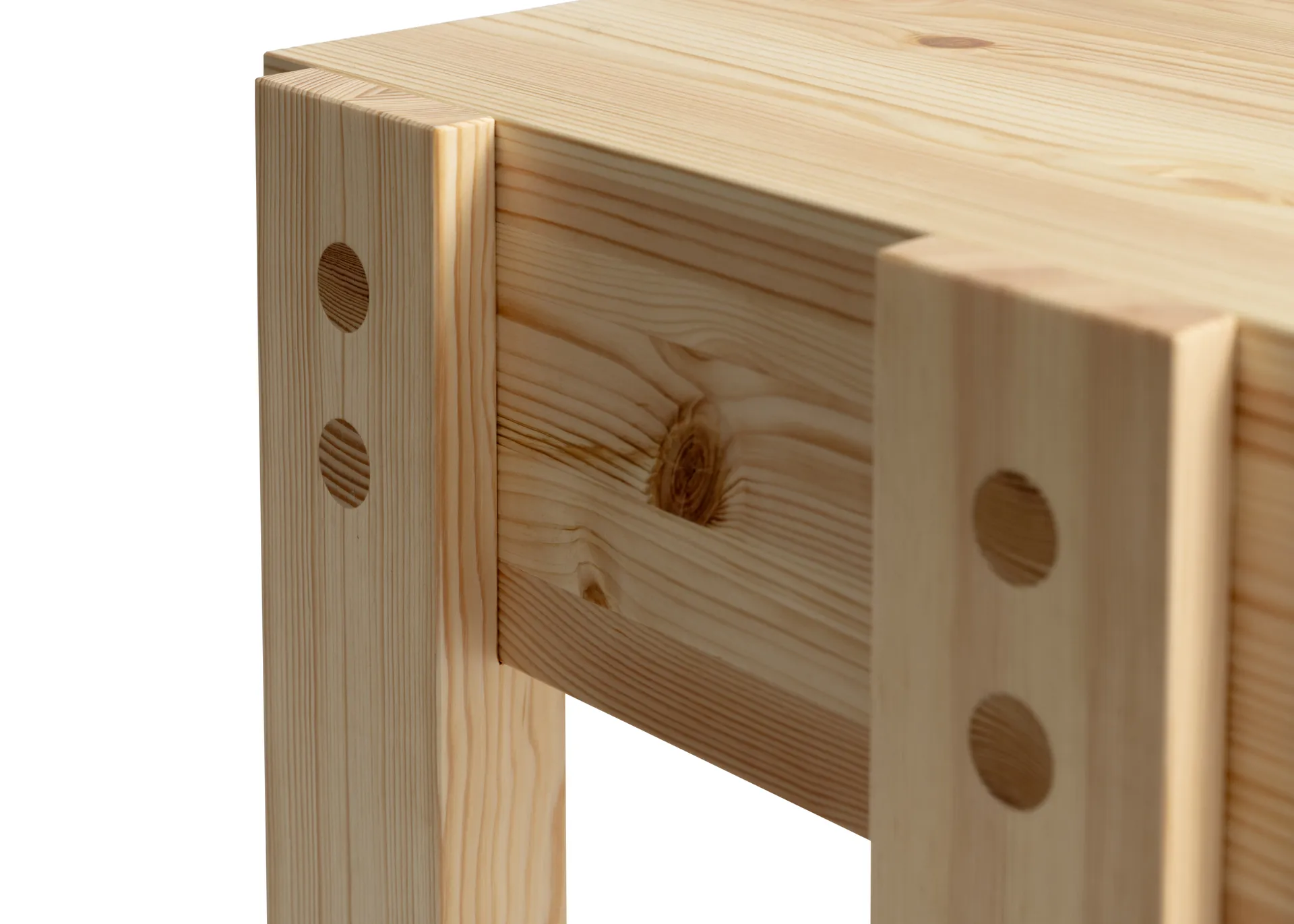 003 Stilts Side Table sivupöytä, Matta öljyvahattu mänty 40x36x45 cm Vaarnii