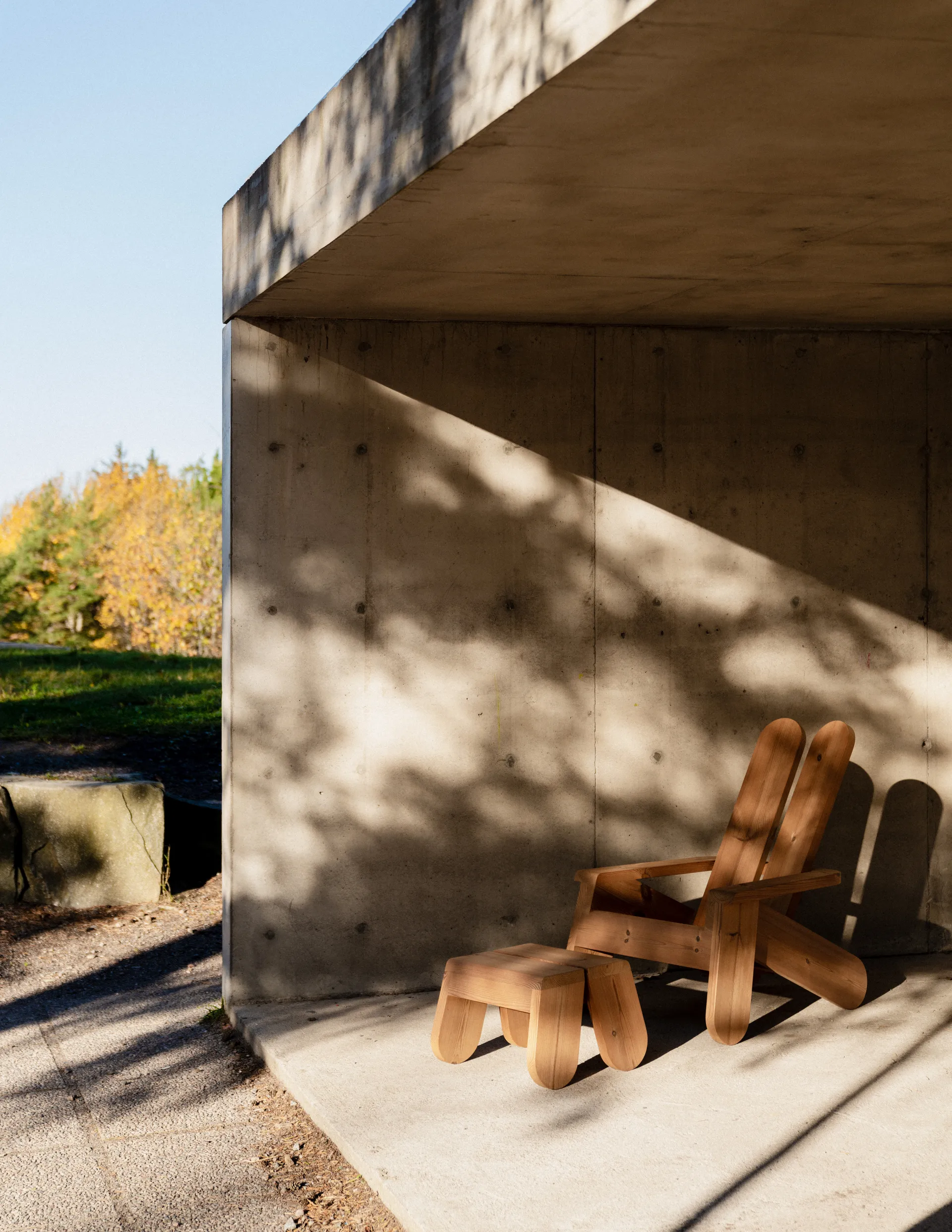 015 Peace Outdoor Lounge Chair lepotuoli, Lämpökäsitelty mänty Vaarnii