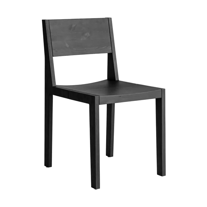 016 Maasto Dining Chair tuoli - Musta petsattu mänty - Vaarnii