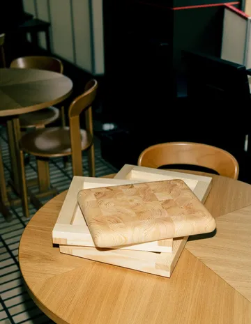 019 Syy Chopping Board leikkuulauta - Parafiiniöljytty mänty, medium 26x35x5 cm - Vaarnii