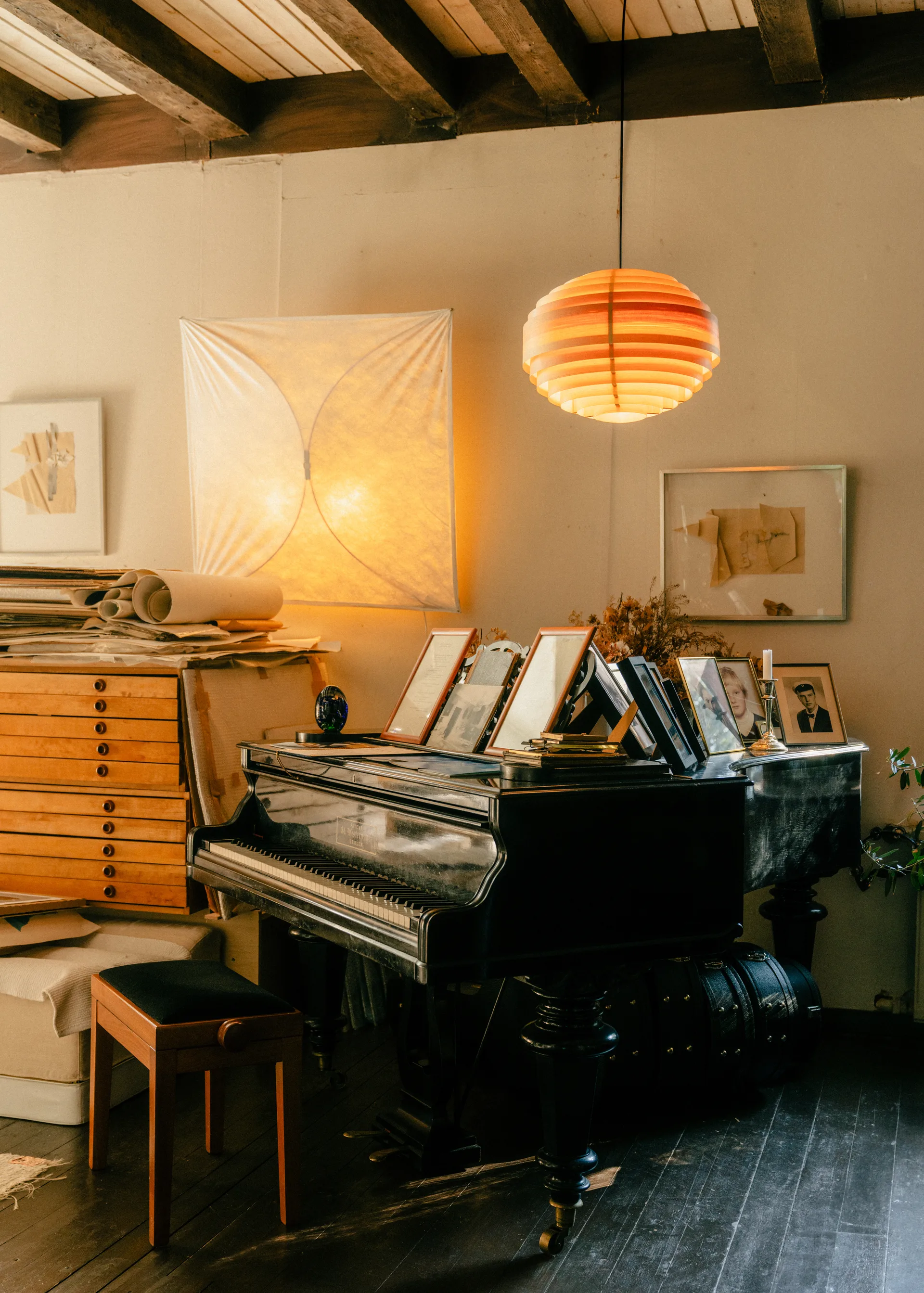 1002 Hans Pendant riippuvalaisin, Matta öljyvahattu mänty, Ø46 cm Vaarnii