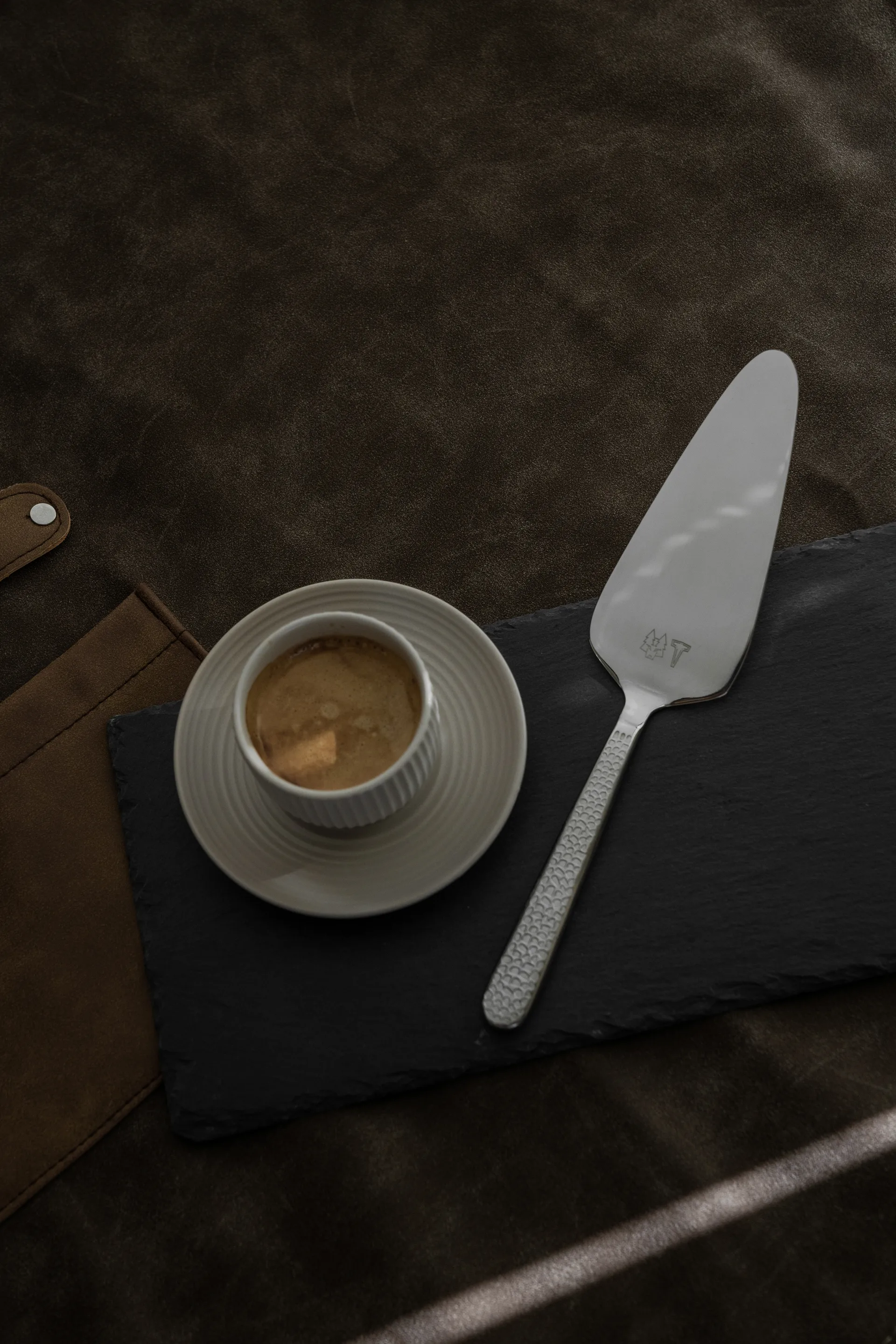 Frost kakkulapio, Gråfot Vargen & Thor