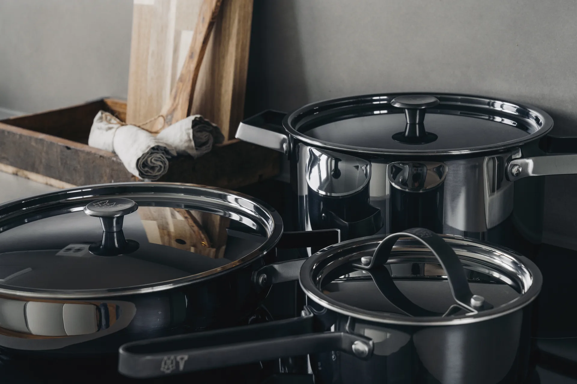 Svartstål PRO -setti, 4 osaa Vargen & Thor