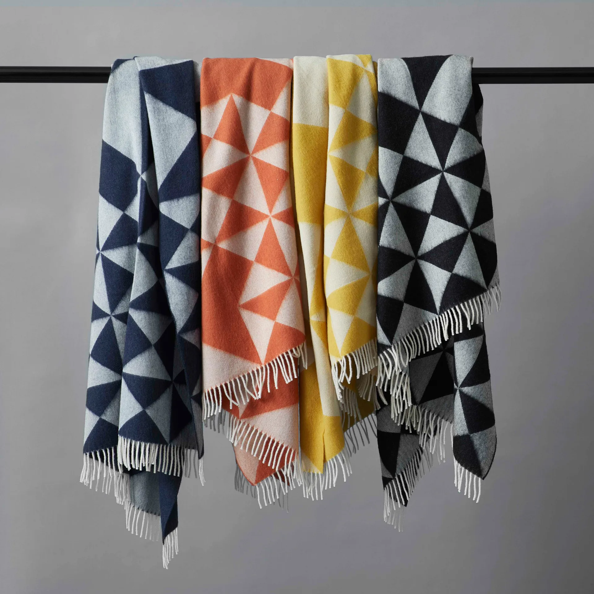 Mirror huopa 130x190 cm, Keltainen Verpan