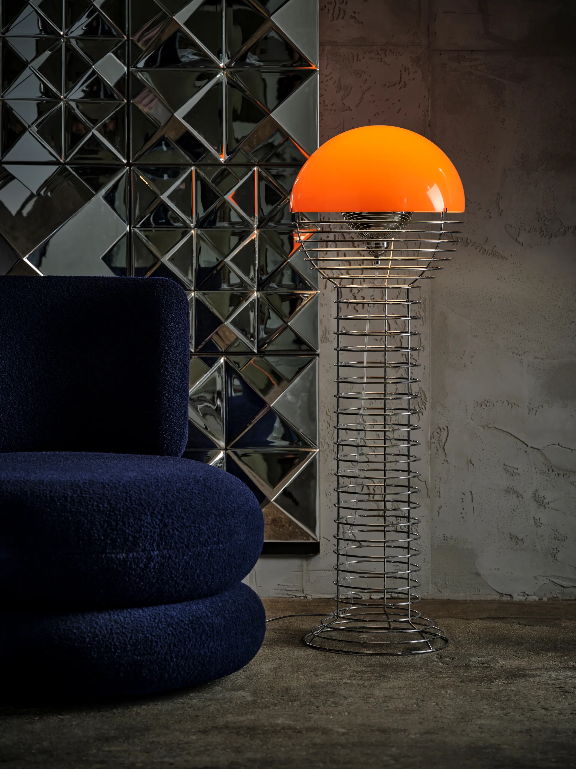 Wire lattiavalaisin, Chrome-orange Verpan