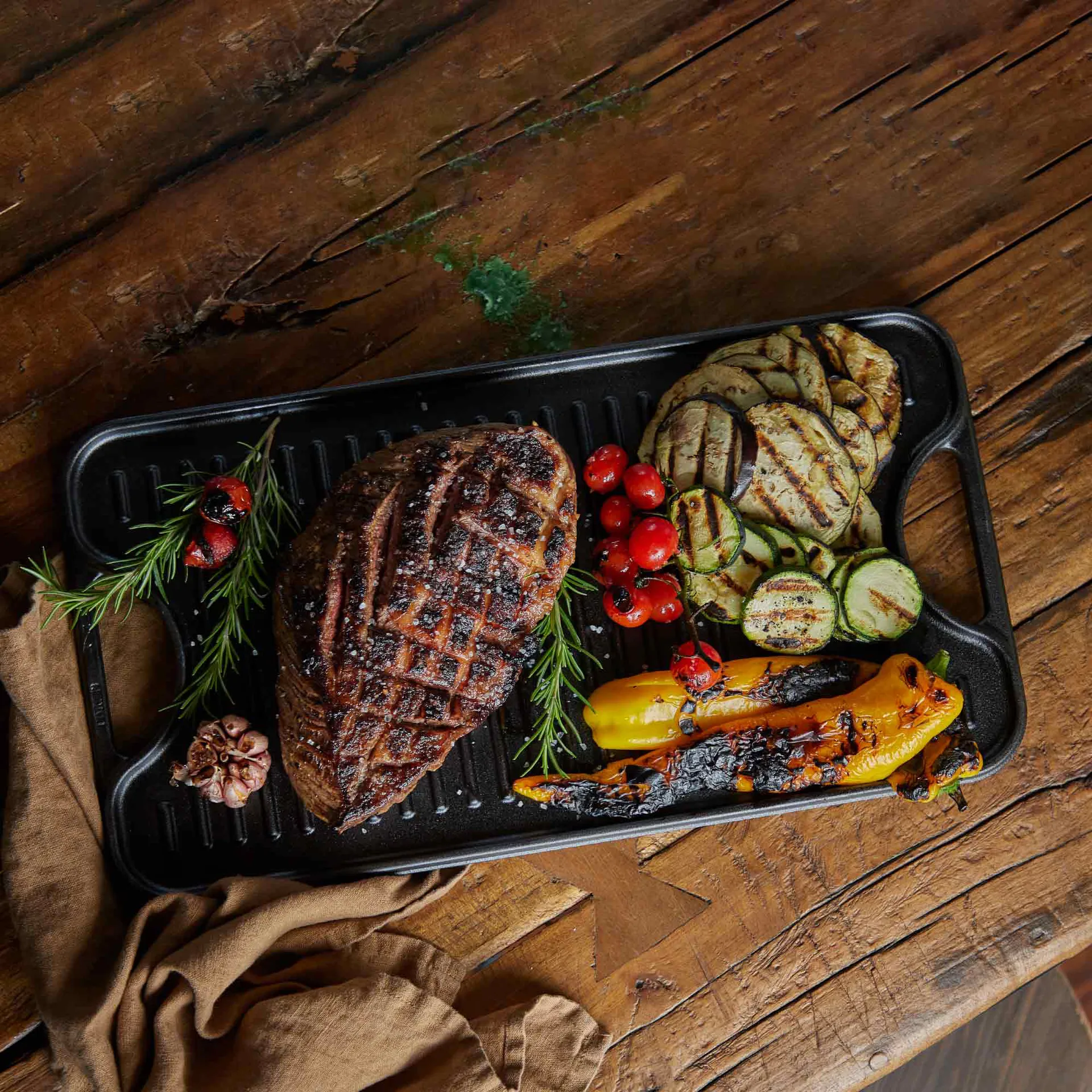 Paistolevy valurauta käännettävä 25x47 cm, Musta Victoria