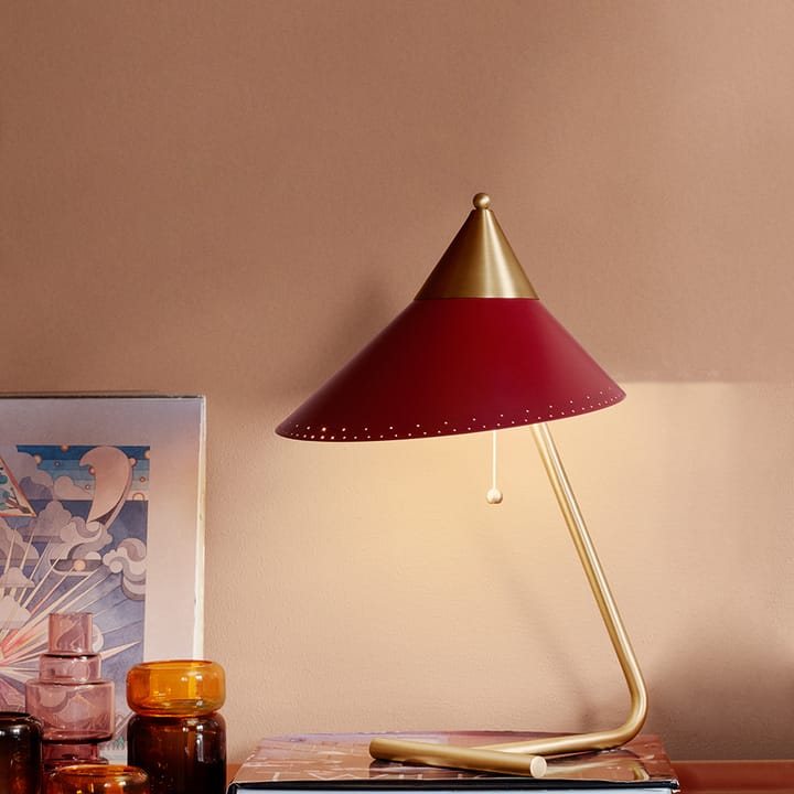 Brass Top -pöytävalaisin, Warm white, messinkirunko Warm Nordic