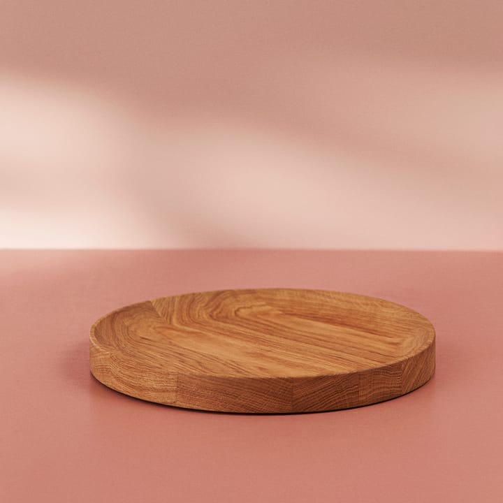 Carved Wood -tarjotin, pyöreä - Tammi - Warm Nordic