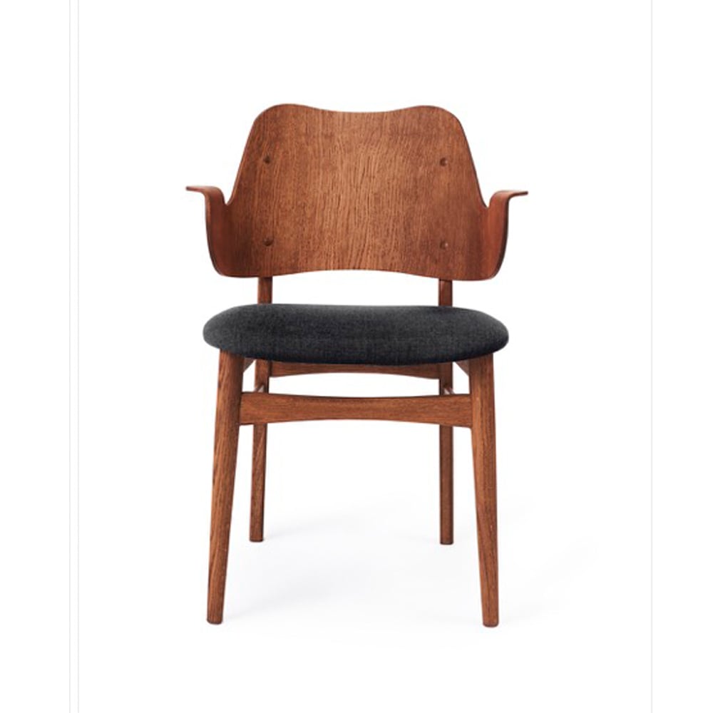 Warm Nordic Gesture tuoli verhoiltu istuinosa Anthracite-tiikkiöljytty tammirunko