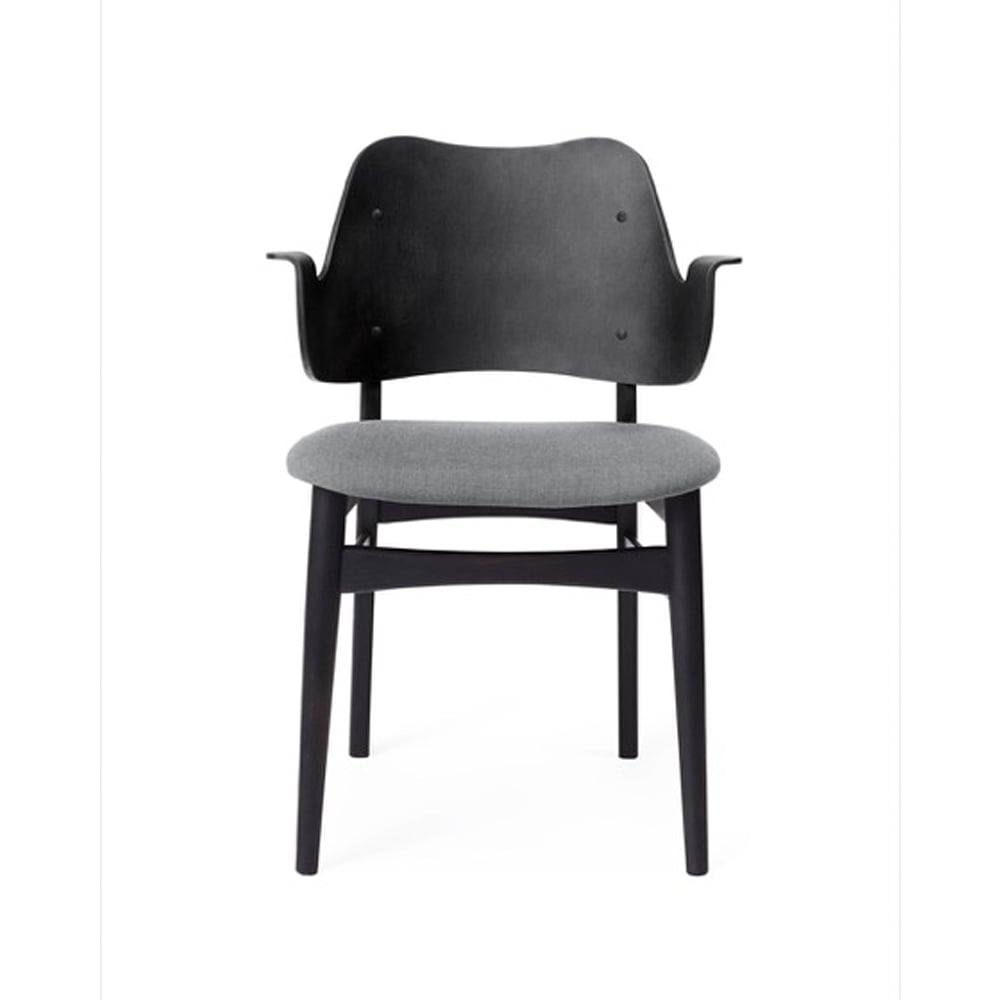 Warm Nordic Gesture tuoli verhoiltu istuinosa Kangas canvas 134 grey melange mustaksi maalattu pyökkirunko verhoiltu istuinosa
