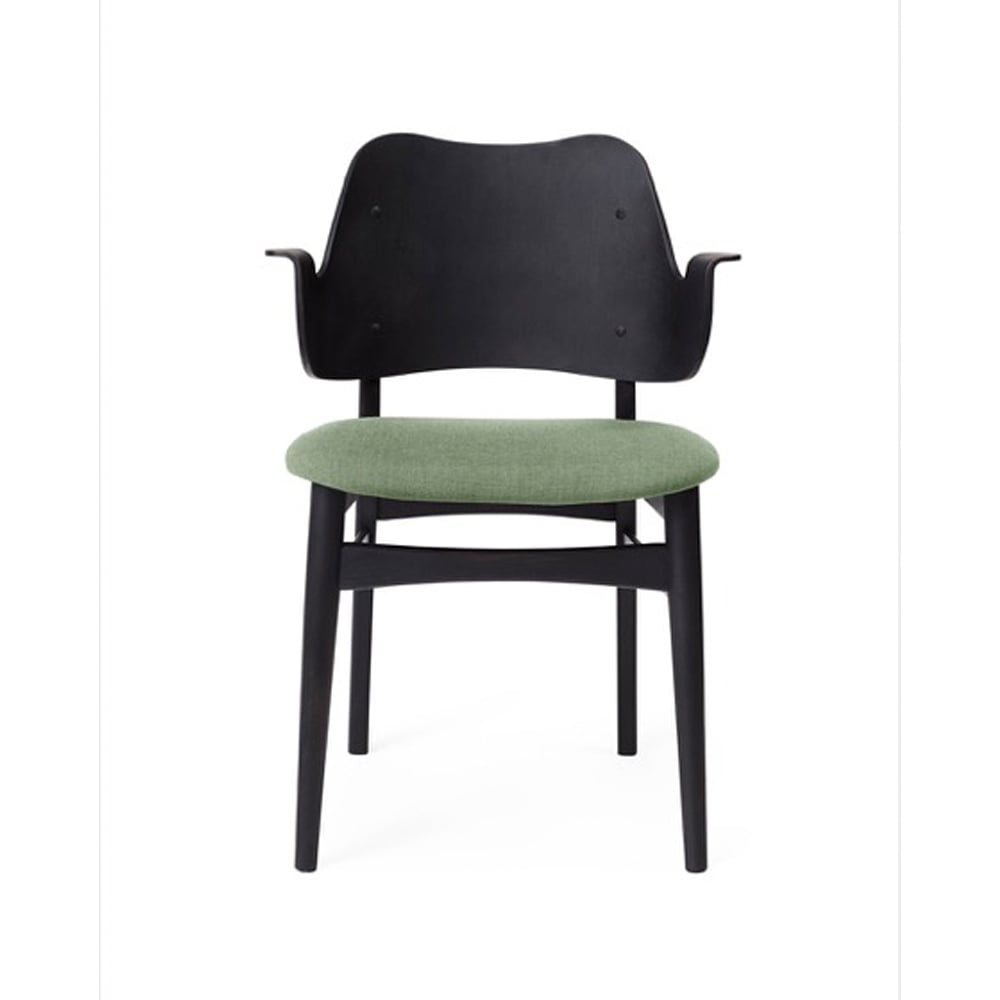 Warm Nordic Gesture tuoli verhoiltu istuinosa Kangas canvas 926 sage green mustaksi maalattu pyökkirunko verhoiltu istuinosa