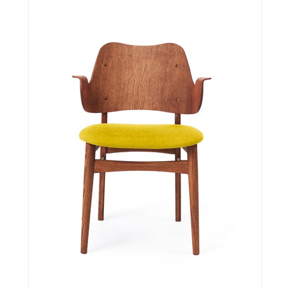 Warm Nordic Gesture tuoli verhoiltu istuinosa Kangas keltainen tiikkiöljytty tammirunko