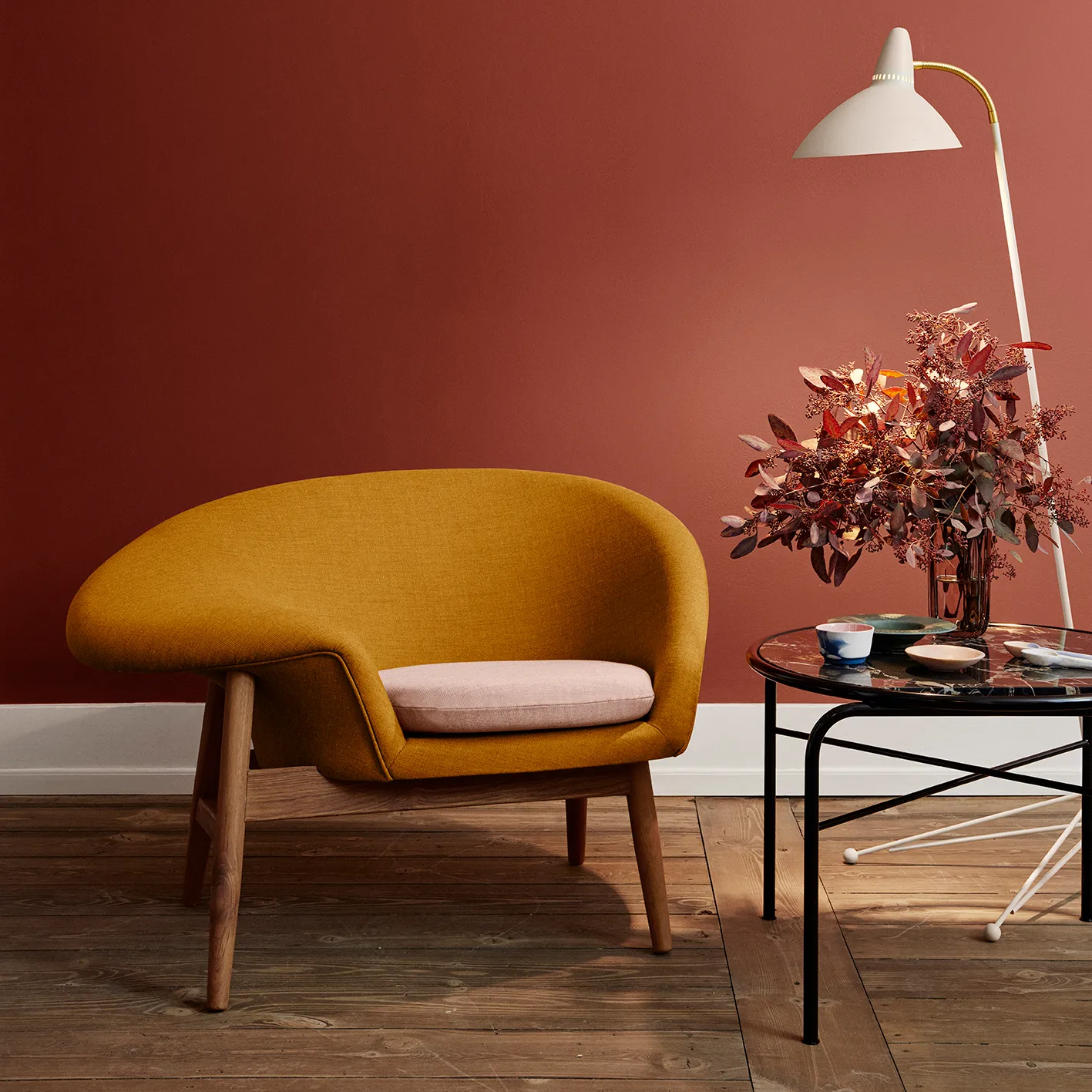 Secant sohvapöytä marmori Ø 60 cm, Black-gold Warm Nordic