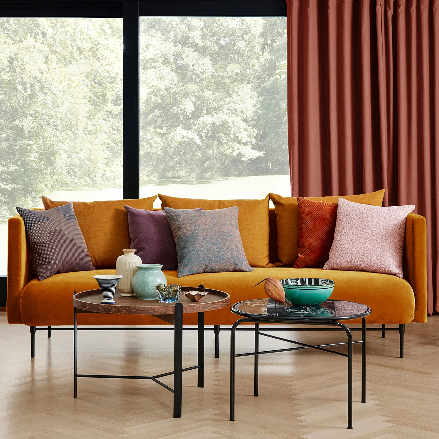 Secant sohvapöytä marmori Ø 60 cm, Black-gold Warm Nordic