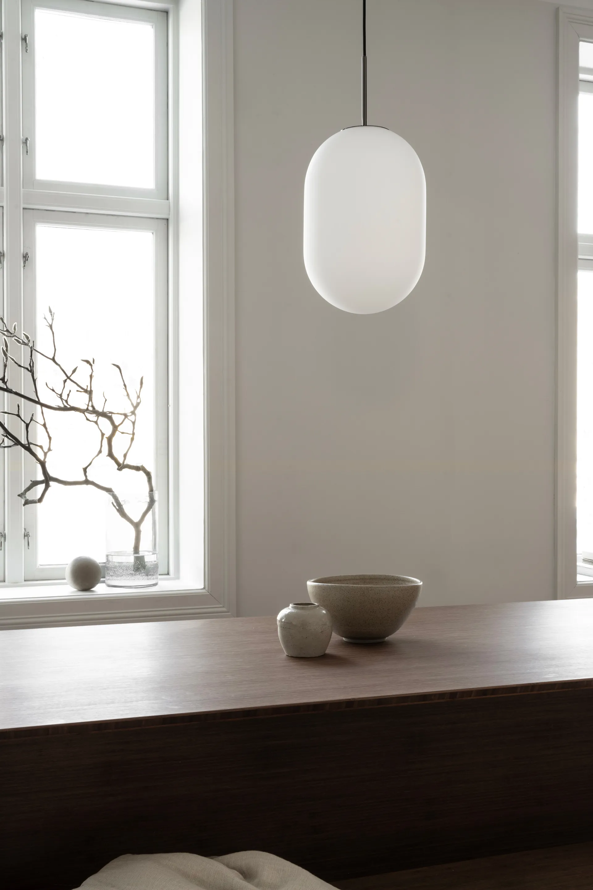 Noor-riippuvalaisin L Ø24 cm, Valkoinen Watt & Veke