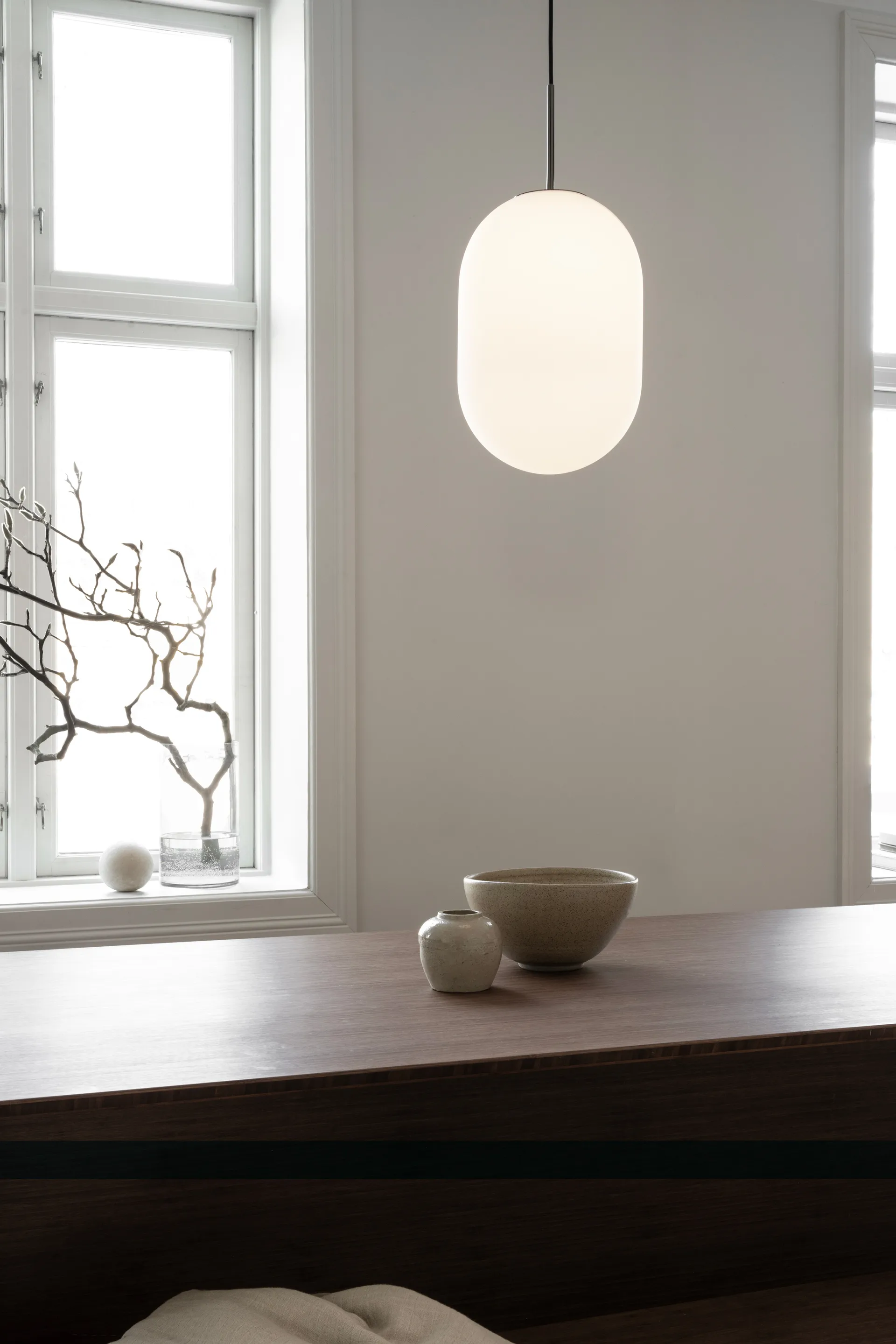 Noor-riippuvalaisin L Ø24 cm, Valkoinen Watt & Veke