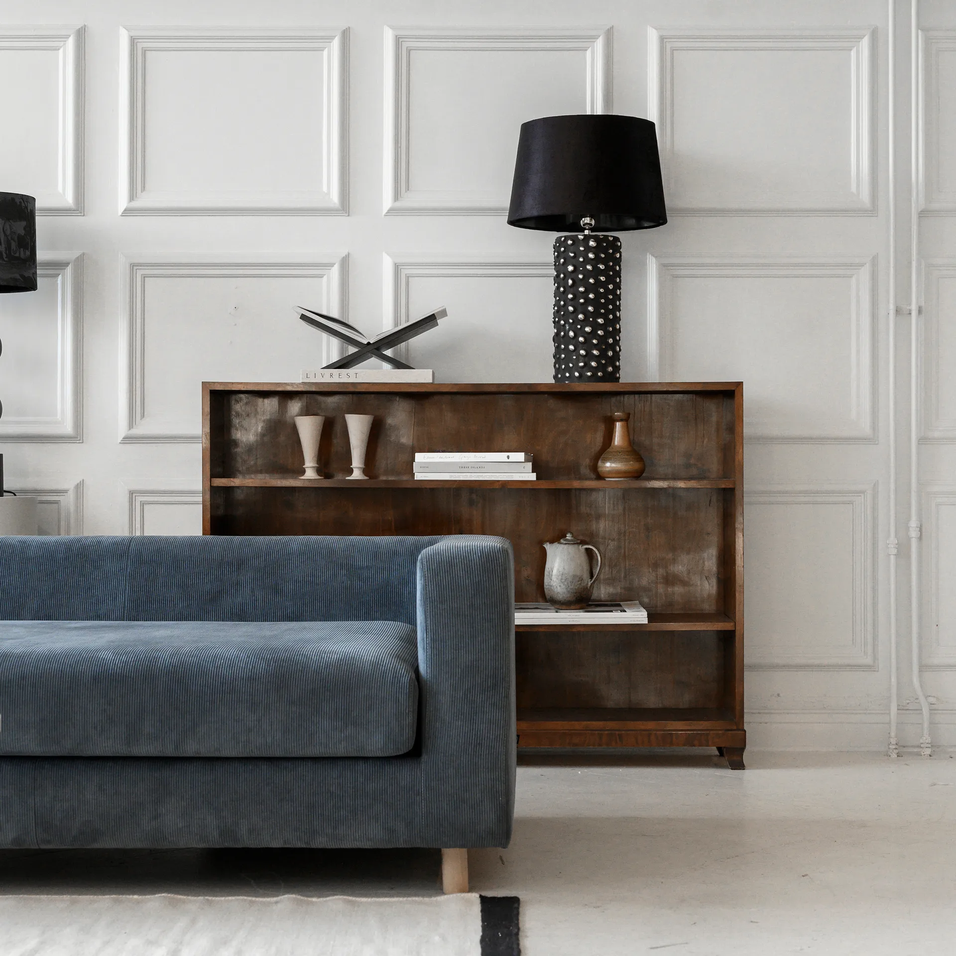 Peggy lampunjalka, 28 cm, Musta-hopea Watt & Veke