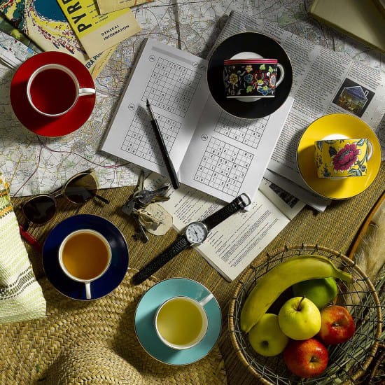 Wonderlust kuppi aluslautasella, crimson jewel Wedgwood