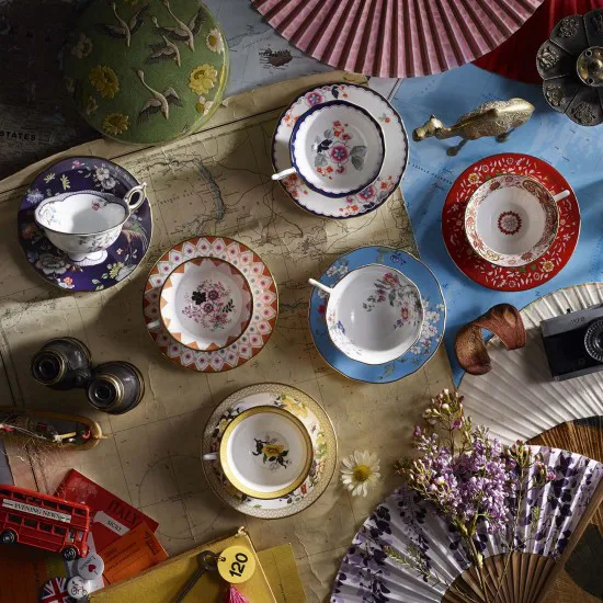 Wonderlust pieni teekuppi aluslautasella, midnight garden Wedgwood