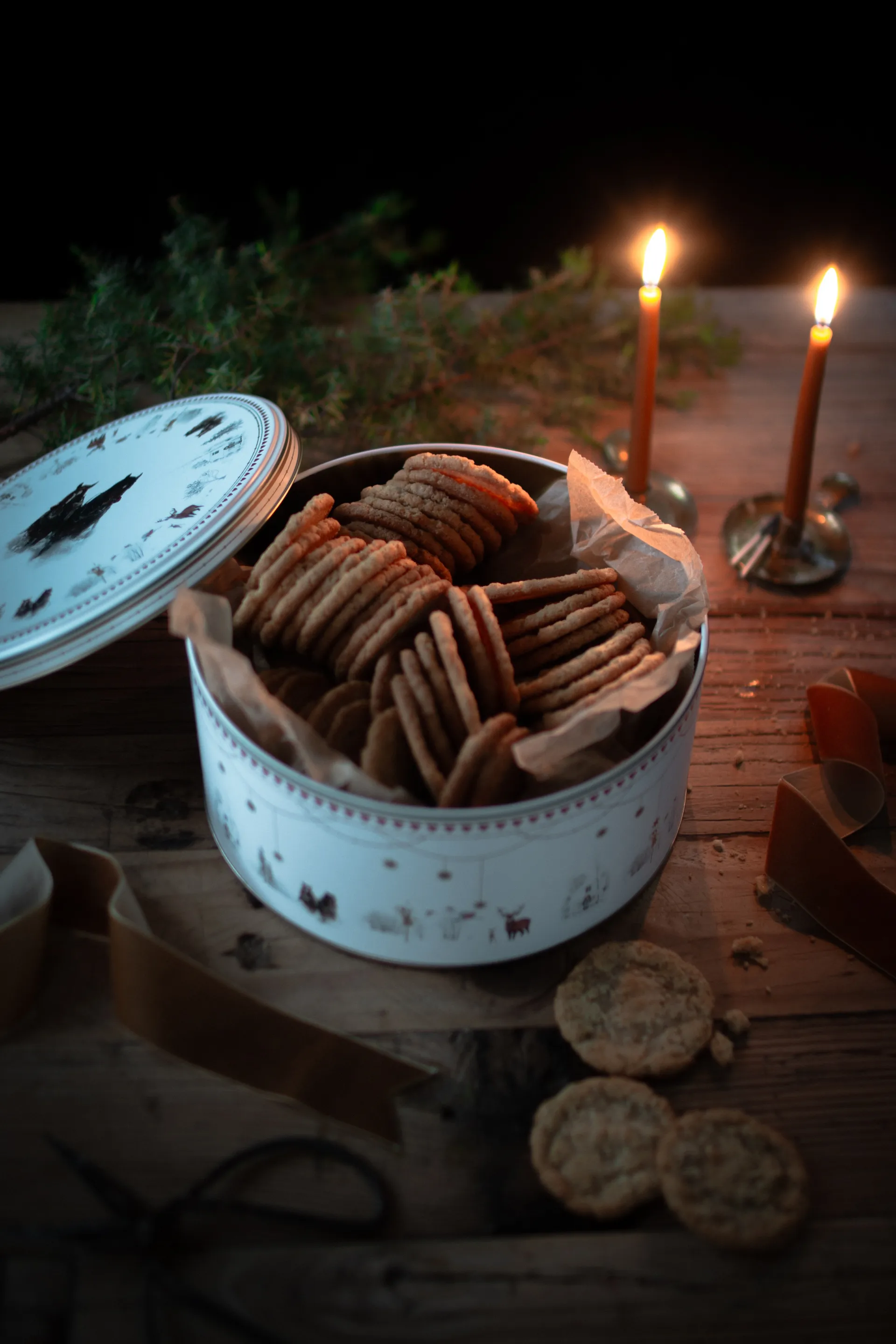 Julemorgen Story keksipurkki 2 osaa, Valkoinen-multi Wik & Walsøe